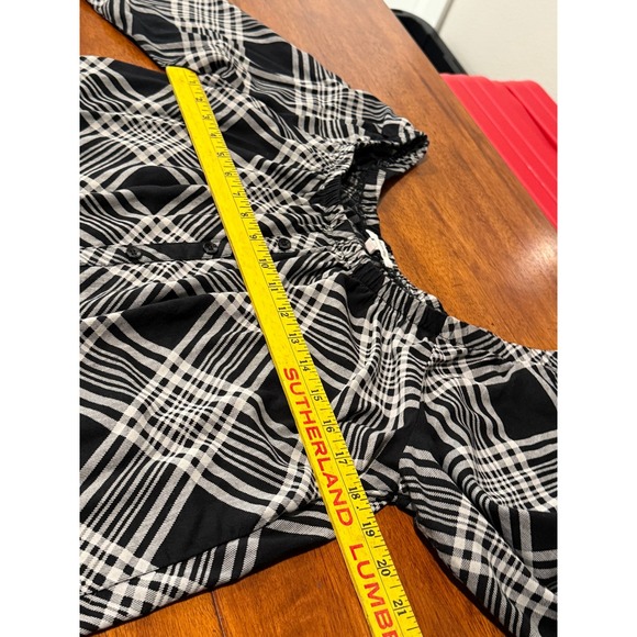 Maurices Black White Plaid Off The Shoulder Button Front Blouse Top Women M - Picture 5 of 10